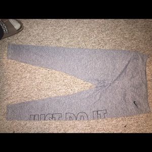 NIKE LEGGINGS✔️